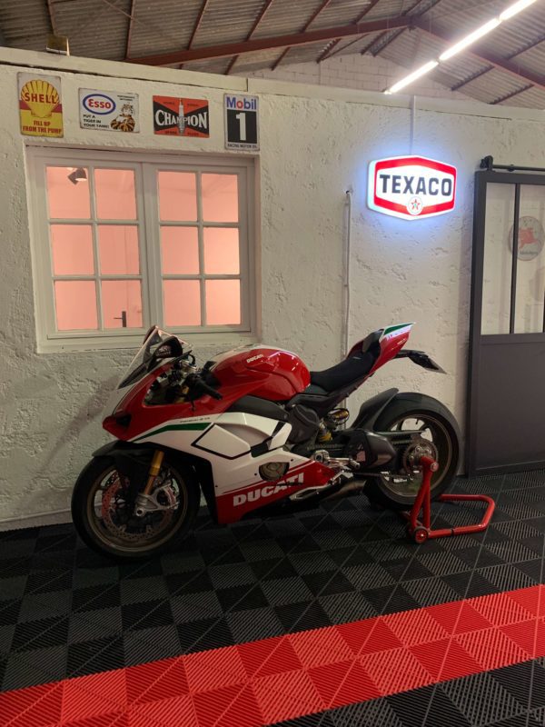 Ducati Panigale V4 Speciale N° 0083/1500 2018