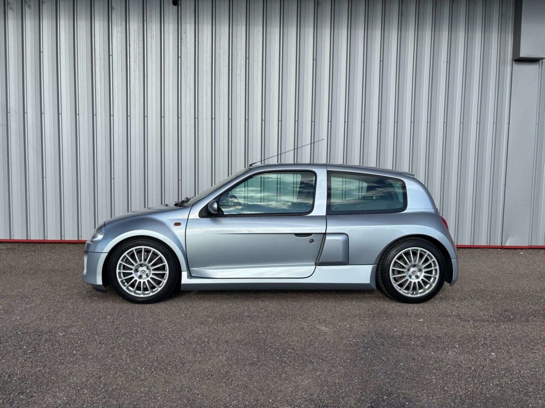 Renault Clio V6 2002