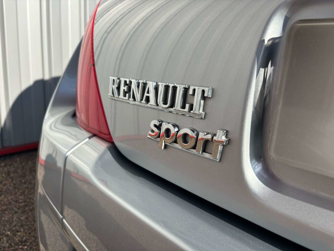 Renault Clio V6 2002