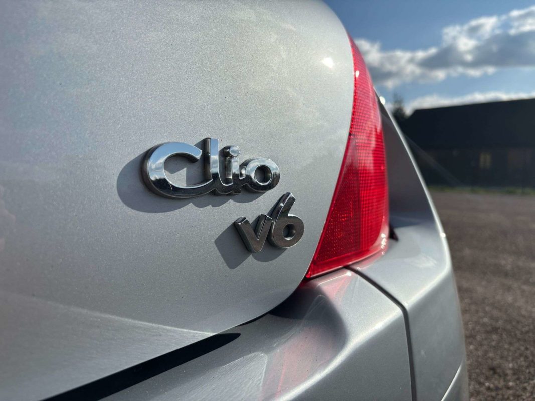 Renault Clio V6 2002