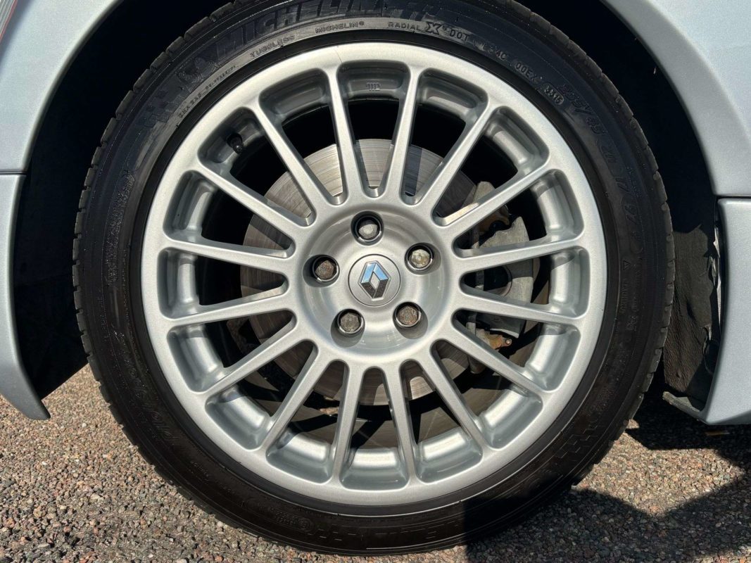 Renault Clio V6 2002