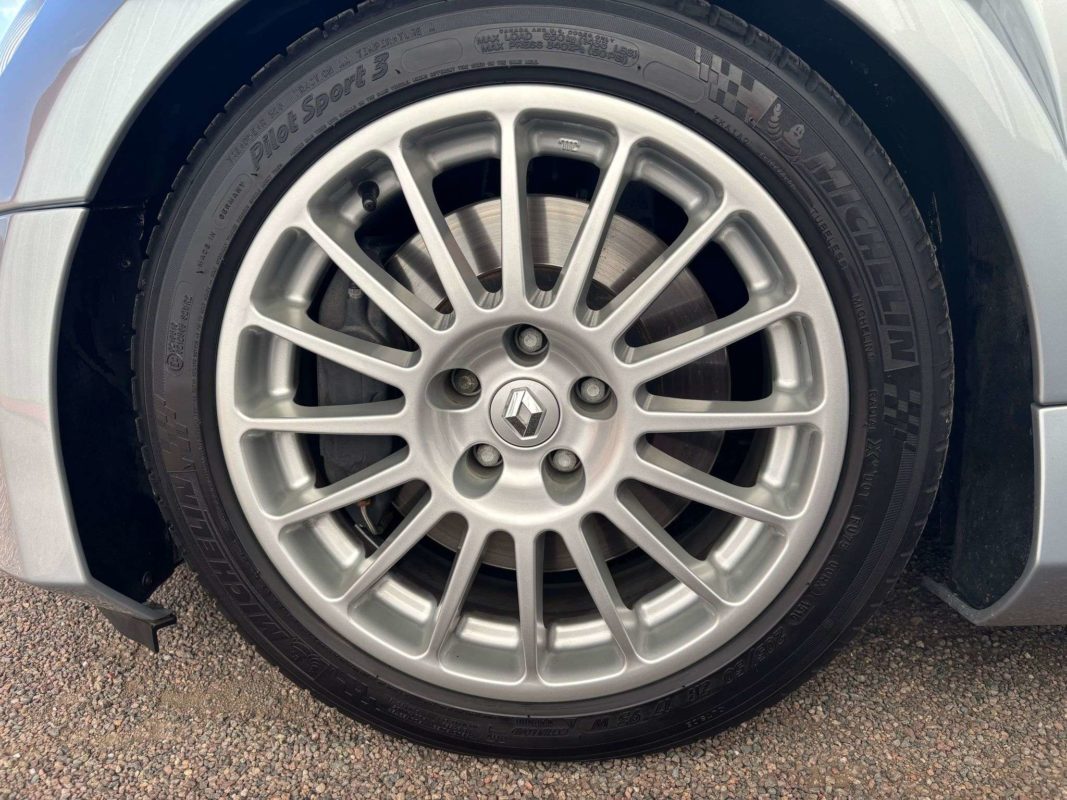 Renault Clio V6 2002
