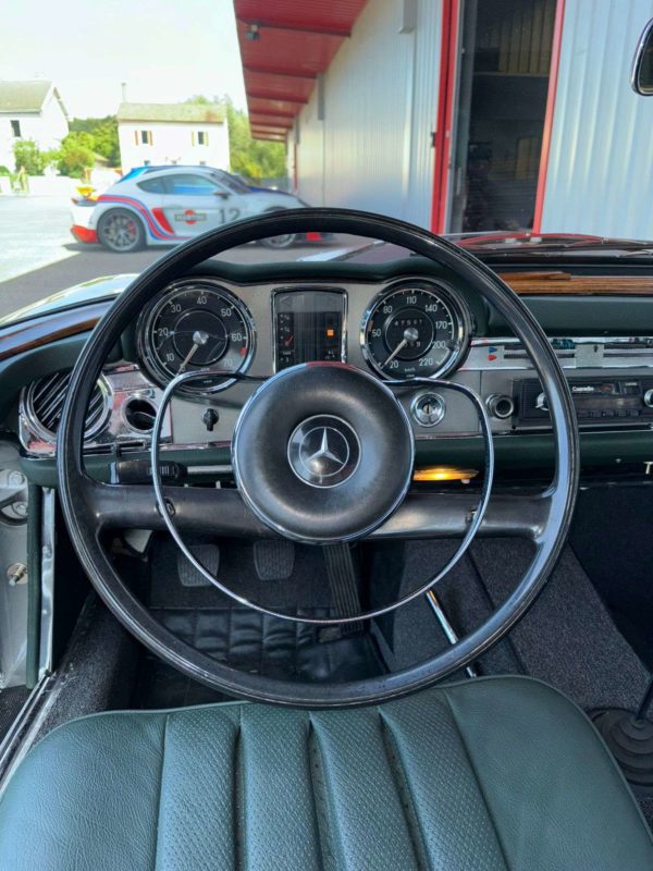 Mercedes-Benz 230 SL Pagode 1965