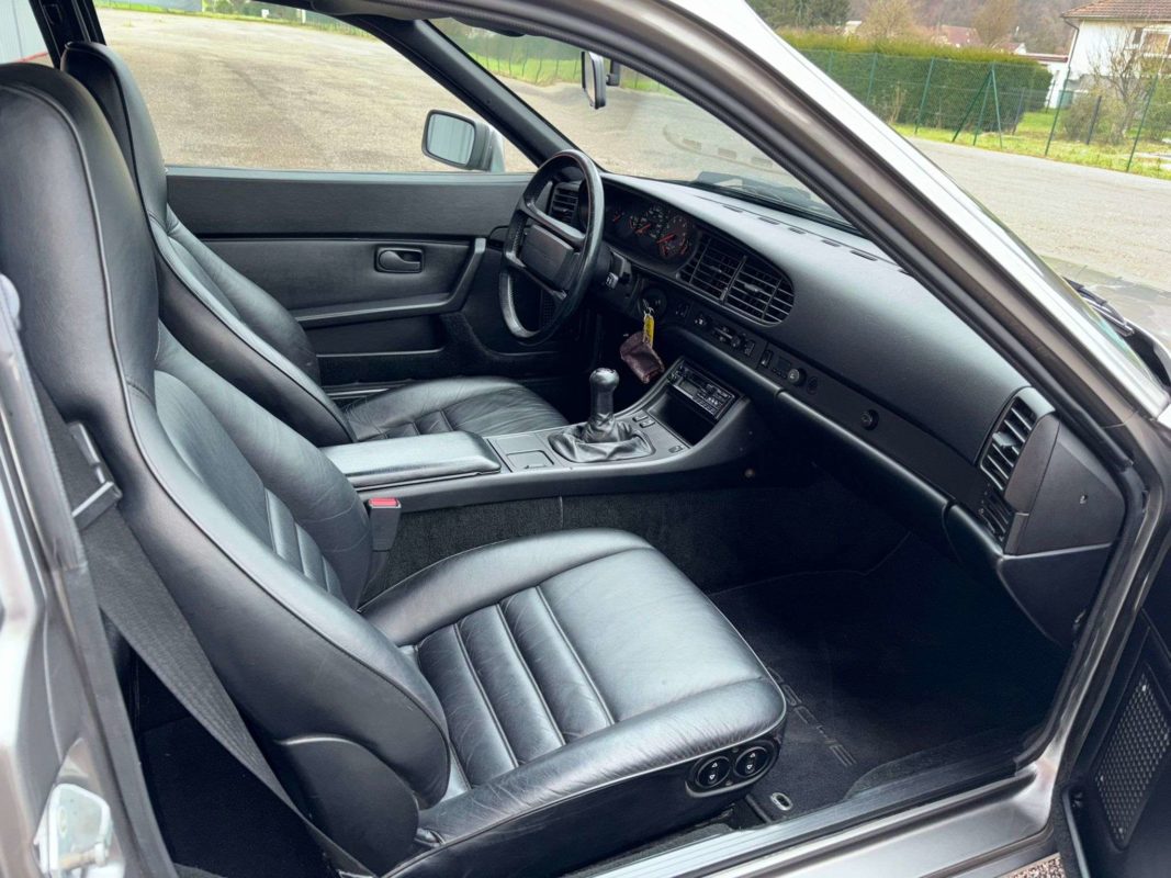 Porsche 944 Turbo 1986