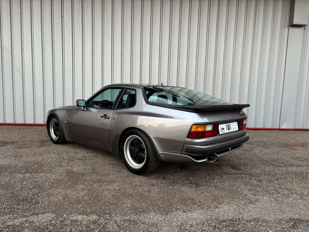 Porsche 944 Turbo 1986
