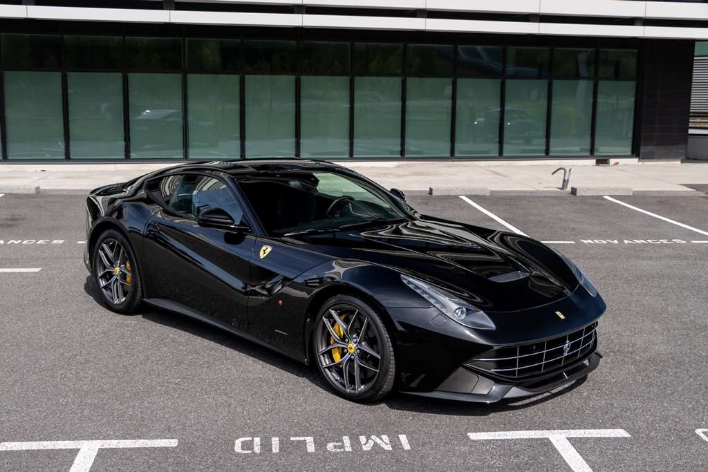 Ferrari F12 Berlinetta 2015