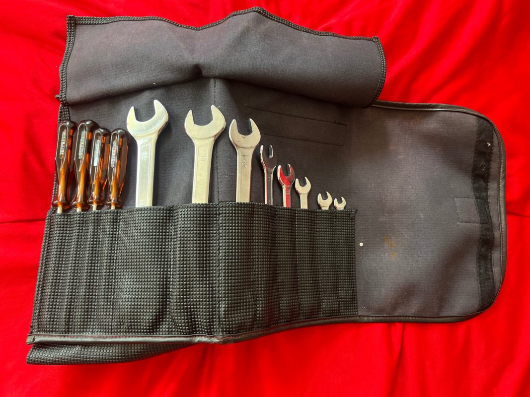 Tool kit Ferrari F40