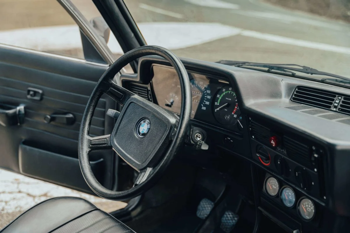 BMW E21 323 I 1982