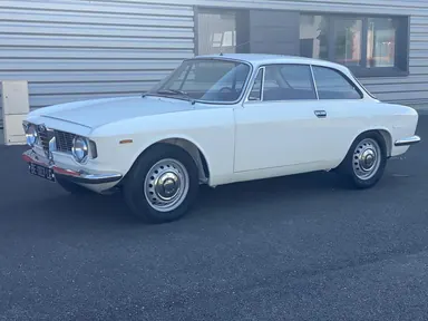 1965 Alfa Romeo Giulia Sprint GT