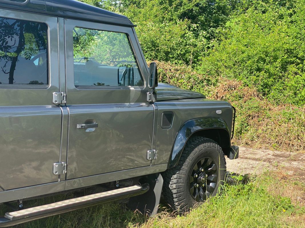Land Rover Defendeur 2015