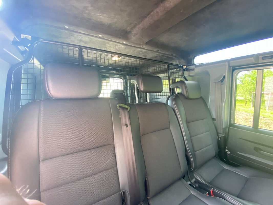 Land Rover Defendeur 2015