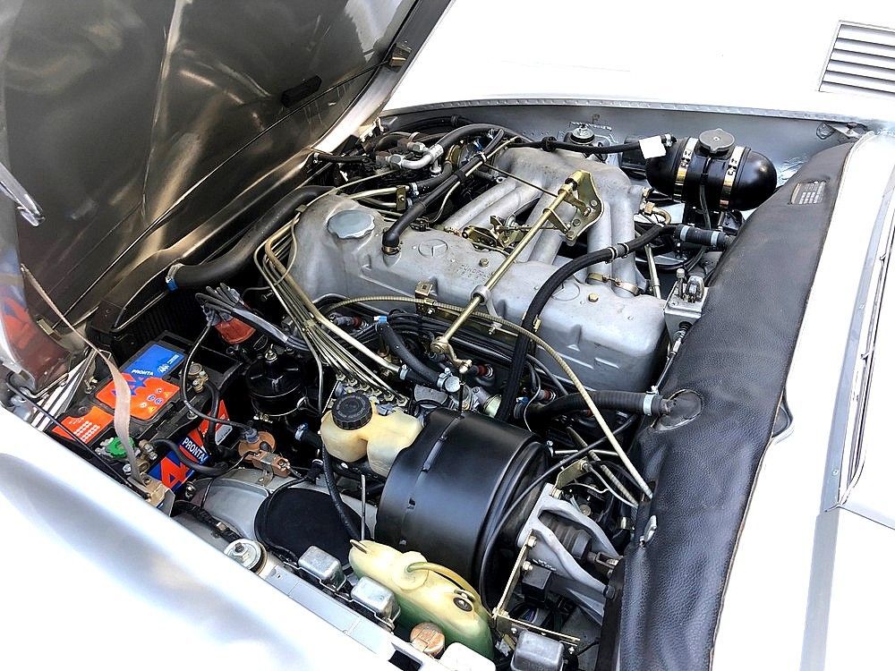 Mercedes-Benz 250SL 1967