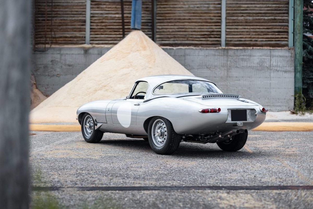 Jaguar E-Type 4.2L - Lighweight Evocation 1967