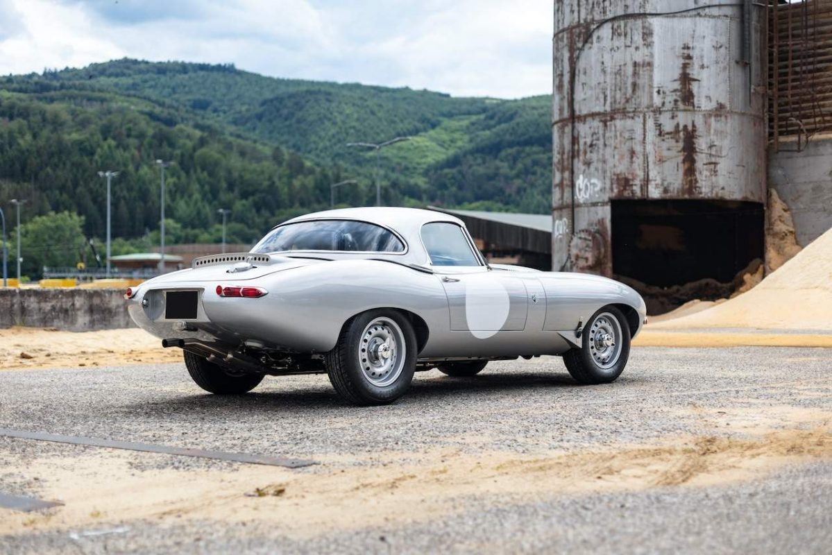 Jaguar E-Type 4.2L - Lighweight Evocation 1967