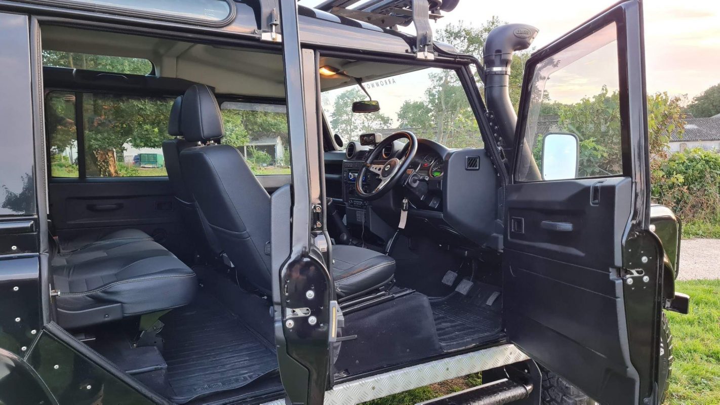 Land Rover Land Rover Defender 110 XS 2.4 TDCi County Station Wagon 2007