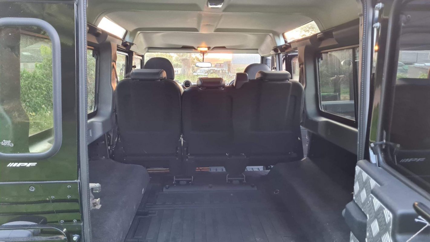 Land Rover Land Rover Defender 110 XS 2.4 TDCi County Station Wagon 2007