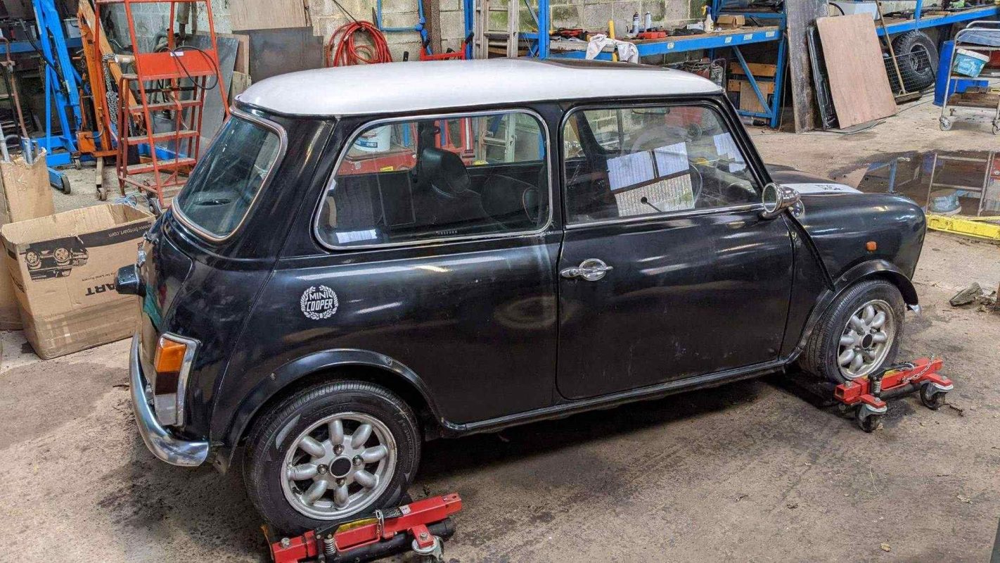 Rover Mini Cooper 1275cc Rare original black1990 #394 1990