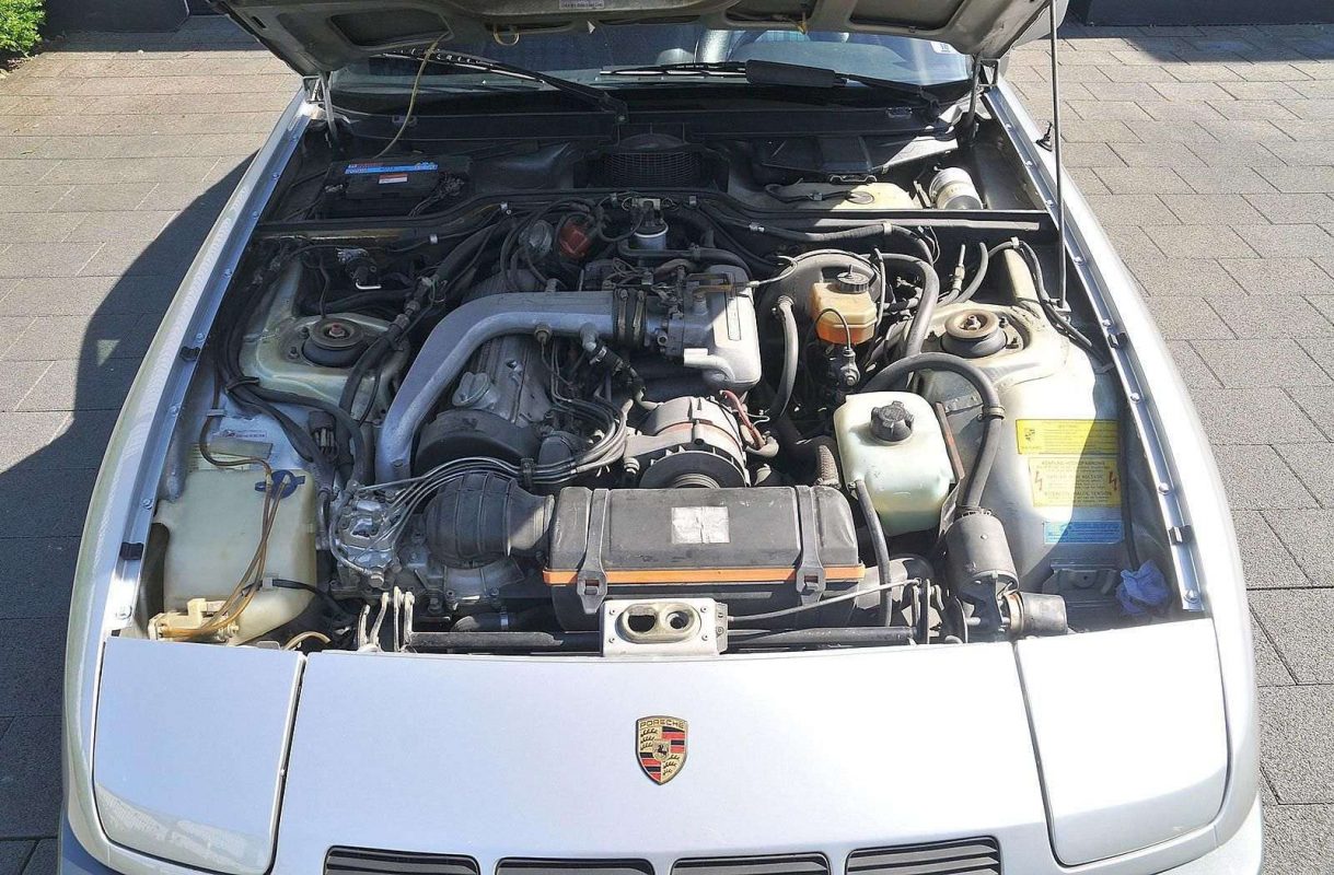Porsche 924 TURBO 1979