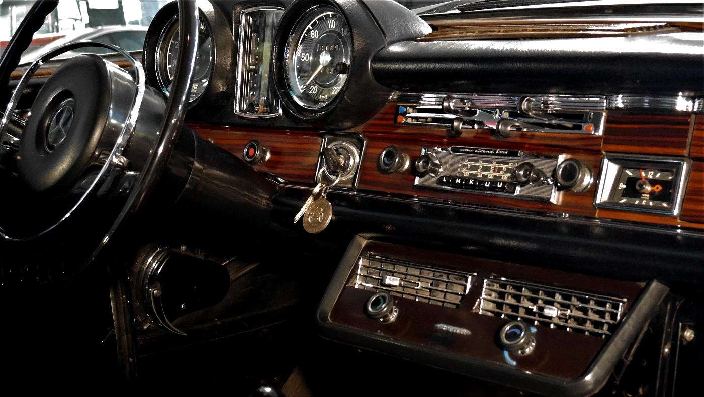 Mercedes-Benz 300 SE COUPE 1968