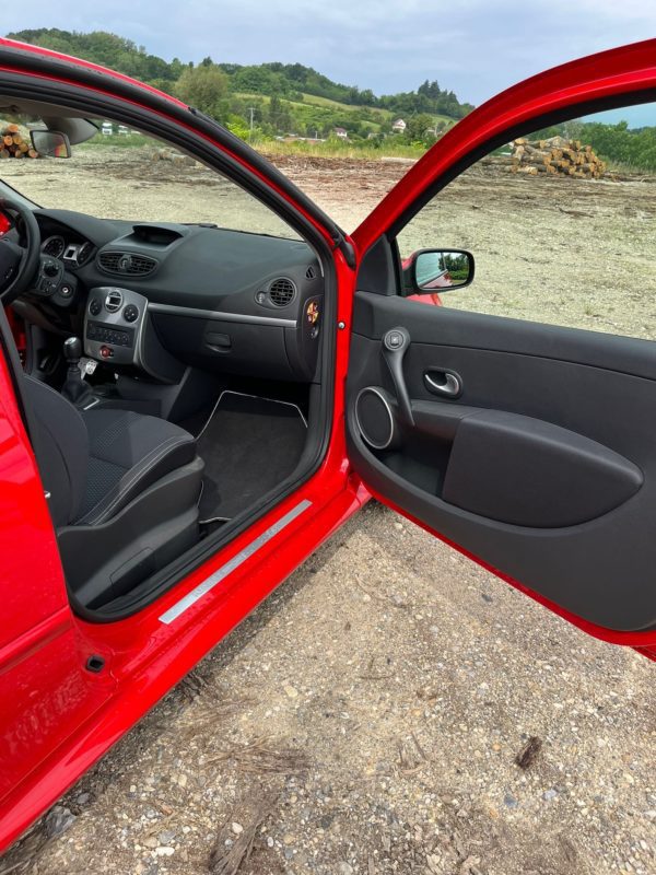 Renault Clio 3 RS Phase 1 2007
