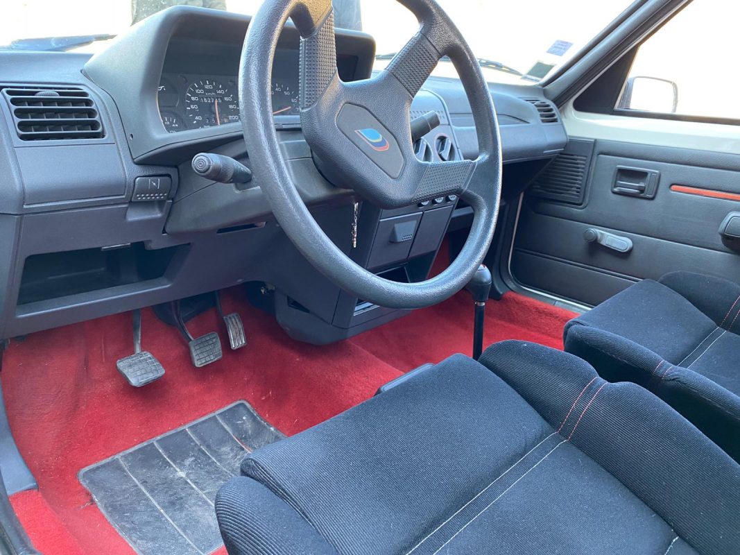 Peugeot 205 rallye 1.3 1989