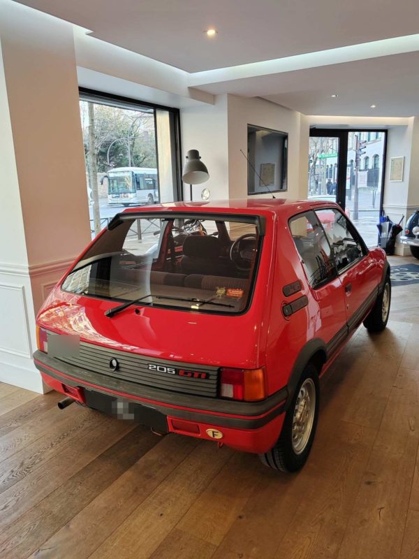 Peugeot 205 gti 1984