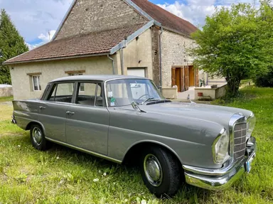 1963 Mercedes-Benz 220 SEB