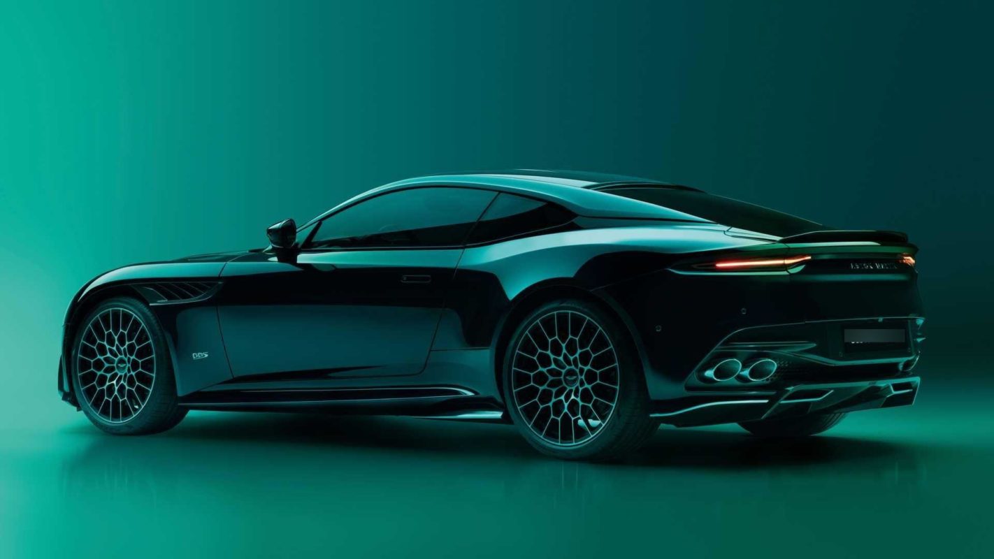 Aston Martin DBS 770 Ultimate 2022