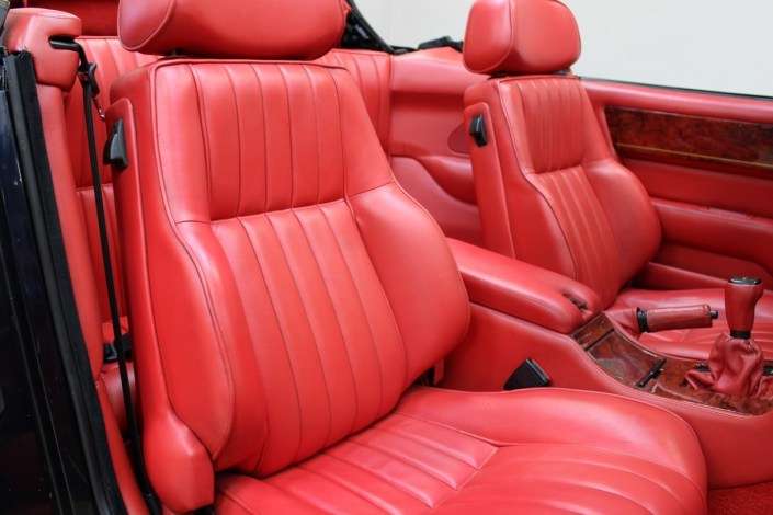 Aston Martin Virage Volante 1993