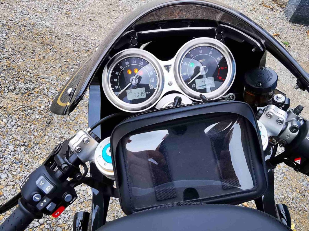 Triumph TRUXTON TFC 2019