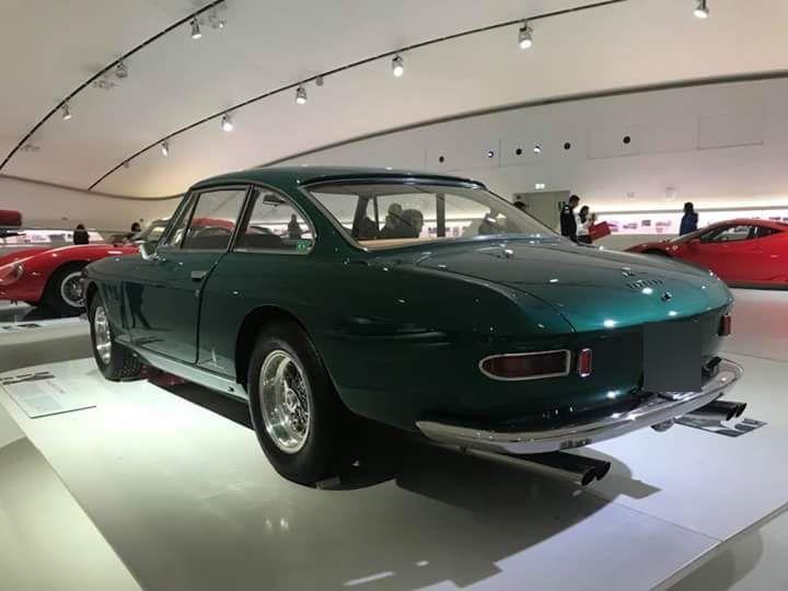 Ferrari 330 GT 2+2 1964