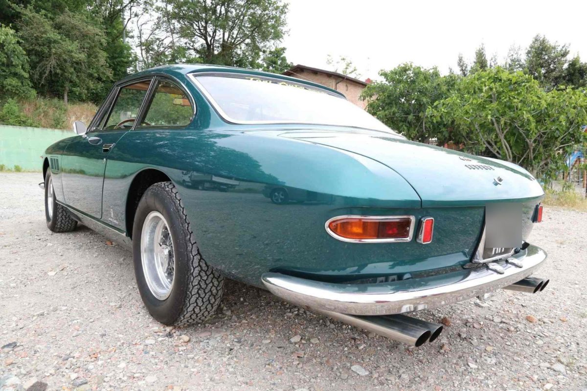 Ferrari 330 GT 2+2 1964