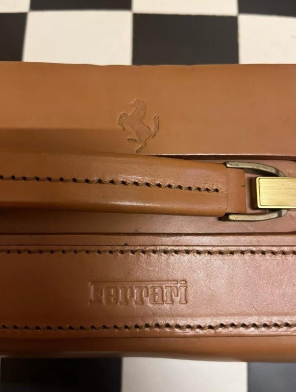 Trousse à outil Ferrari F355