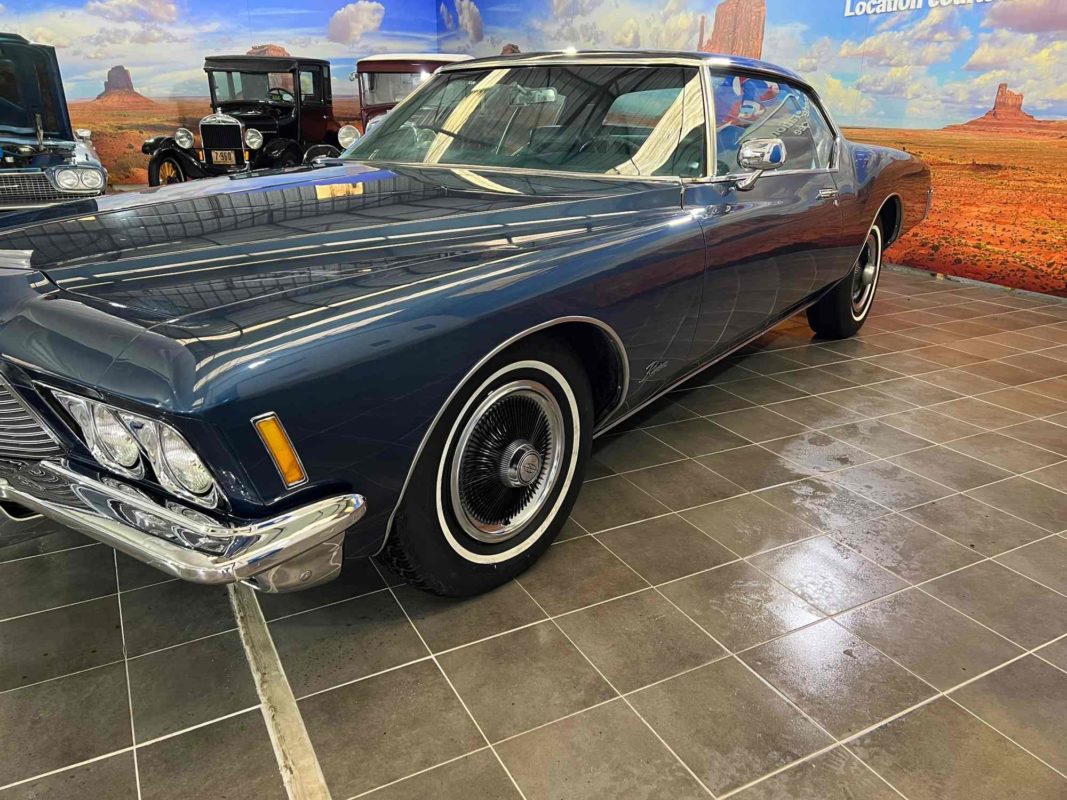 Buick Riviera 1971