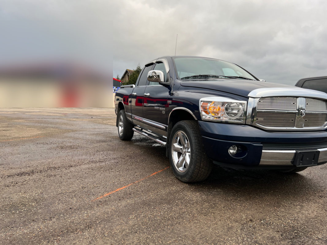 Dodge RAM LARAMIE 5.7 L 2007